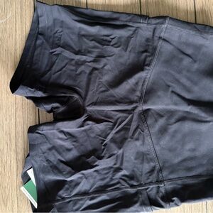 HALARA Charcoal Active Shorts
